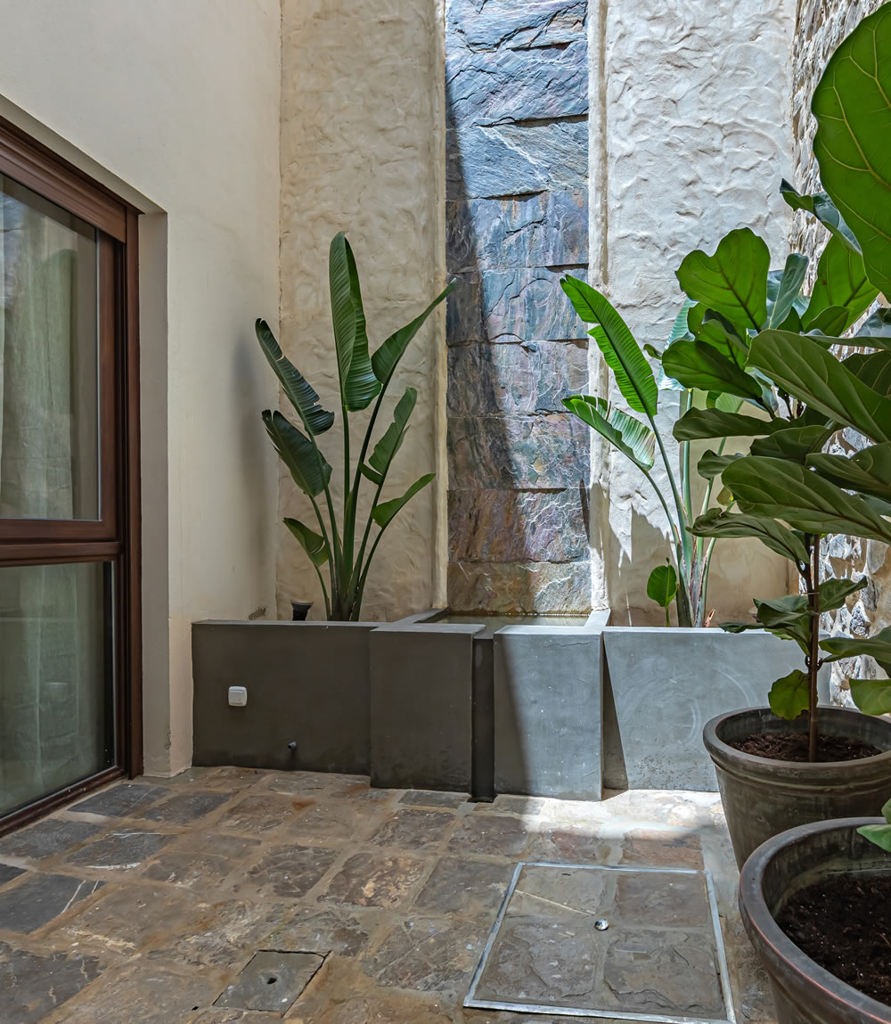 The Artist Patio outdoor