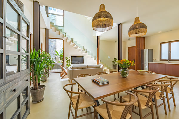 The Artist Salon / Coin repas